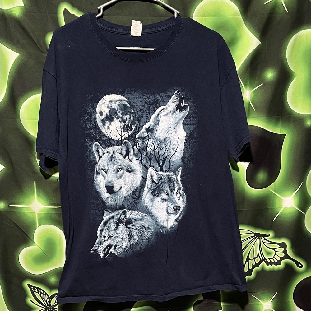 Navy Wolf Graphic T-Shirt
